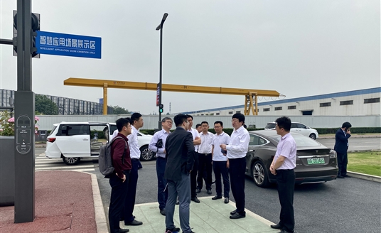 青岛市领导一行莅临米兰·(milan)官方网站科技考察共商合作新模式